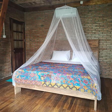Coconut Tree Cottages Batukaras Phòng bức ảnh